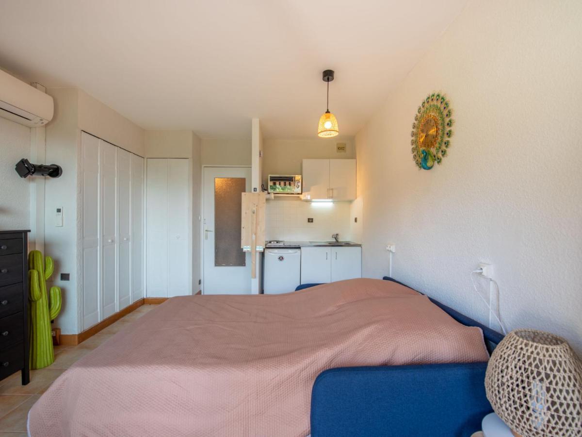 Studio De Cavalaire By Interhome Bagian luar foto